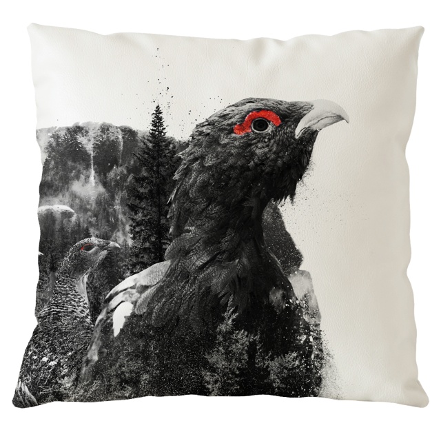 Capercaillie portrait - Tyynyliina 50x50 cm